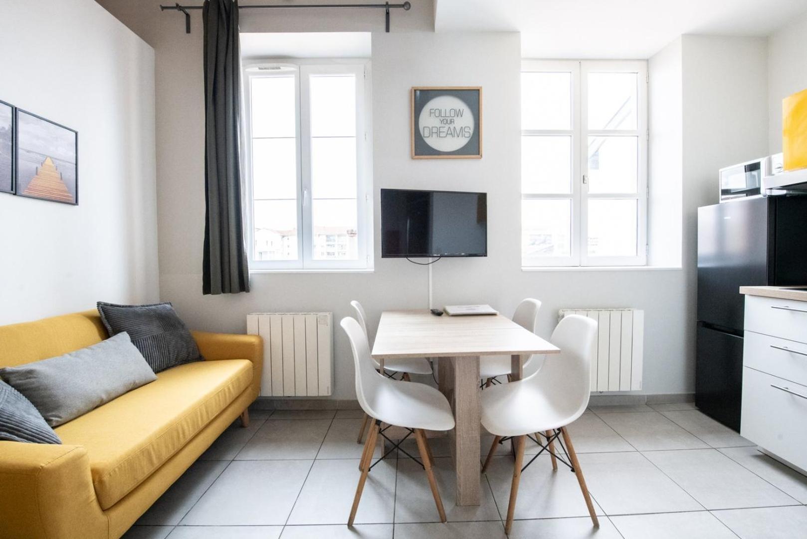 Duplex Scandinave A Cosy Et Calme - Lyon Part-Dieu Exterior foto